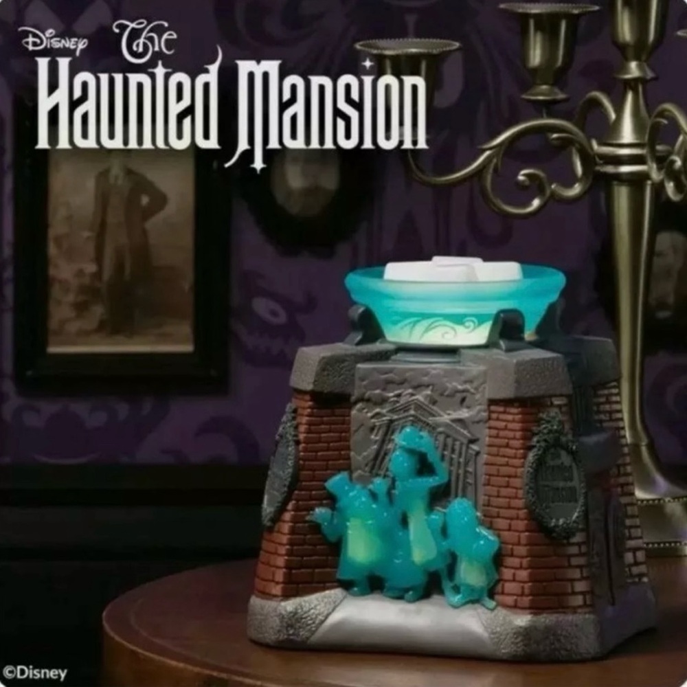 Disney Haunted Mansion Scentsy Warmer NIB